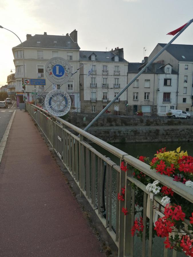 Spacieux T3 Lumineux Dans Quartier Historique Avec Wifi 르동 외부 사진